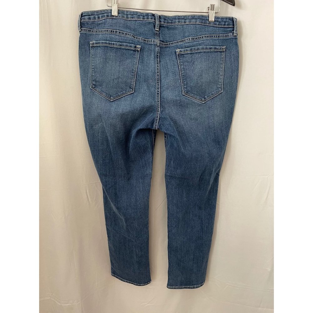 Old Navy Women's Dark Wash Straight Jeans - Picture 8 of 13